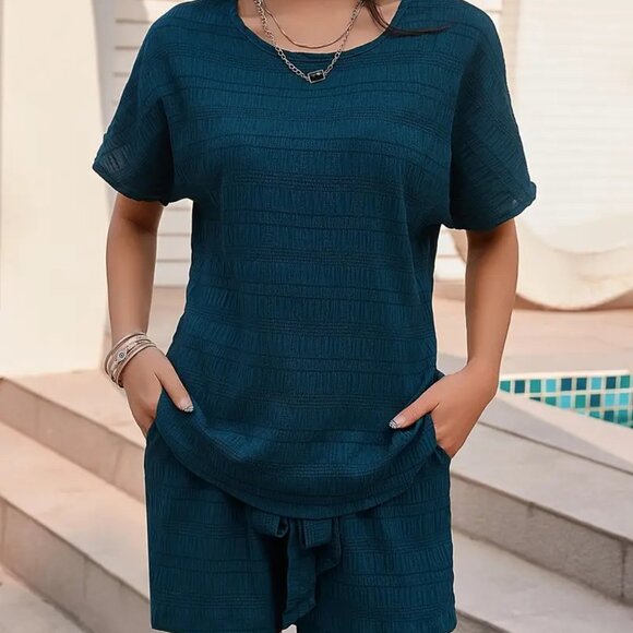 Women's Dark Green Short Sleeve Round Neck Pocket Set Short & Top M - Picture 4 of 4